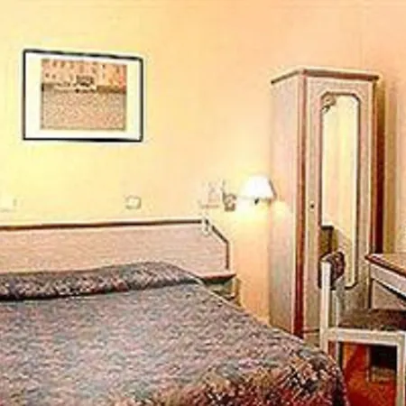 威廉姆斯剧院酒店 巴黎