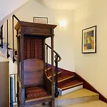 Otel William's Opera 3*