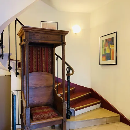 Hotel William's Opera 3*