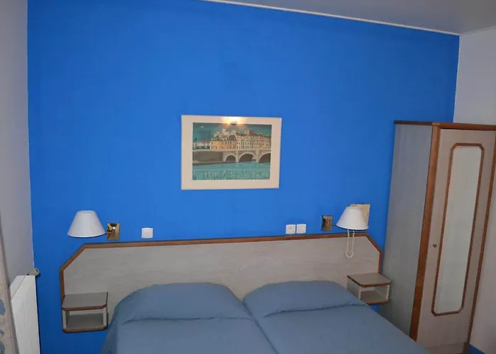 William's Opera Отель Париж