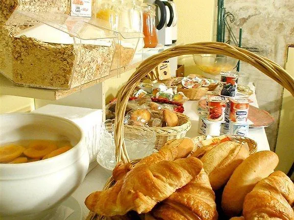 Otel William's Opera